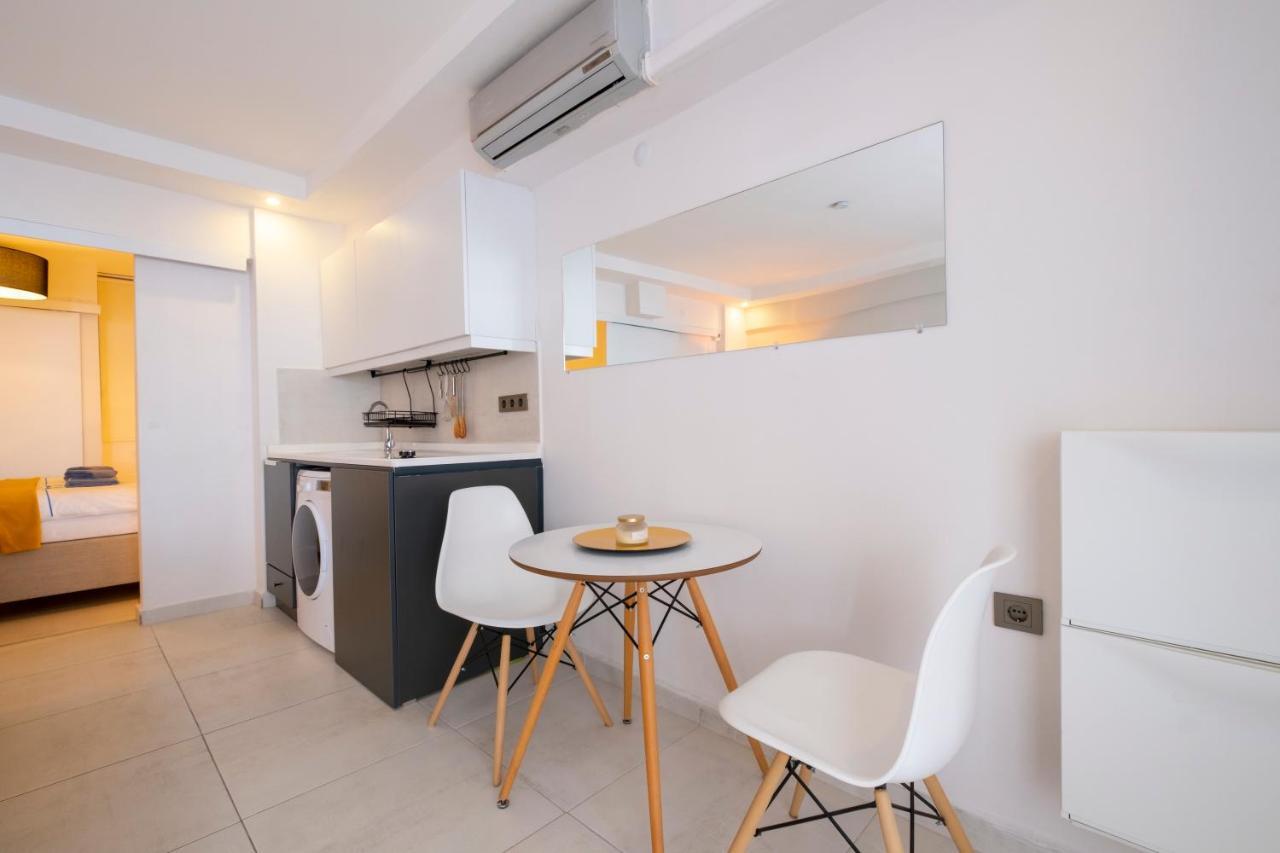 Ezgi'S Apartment With Terrace In Marmaris Eksteriør bilde