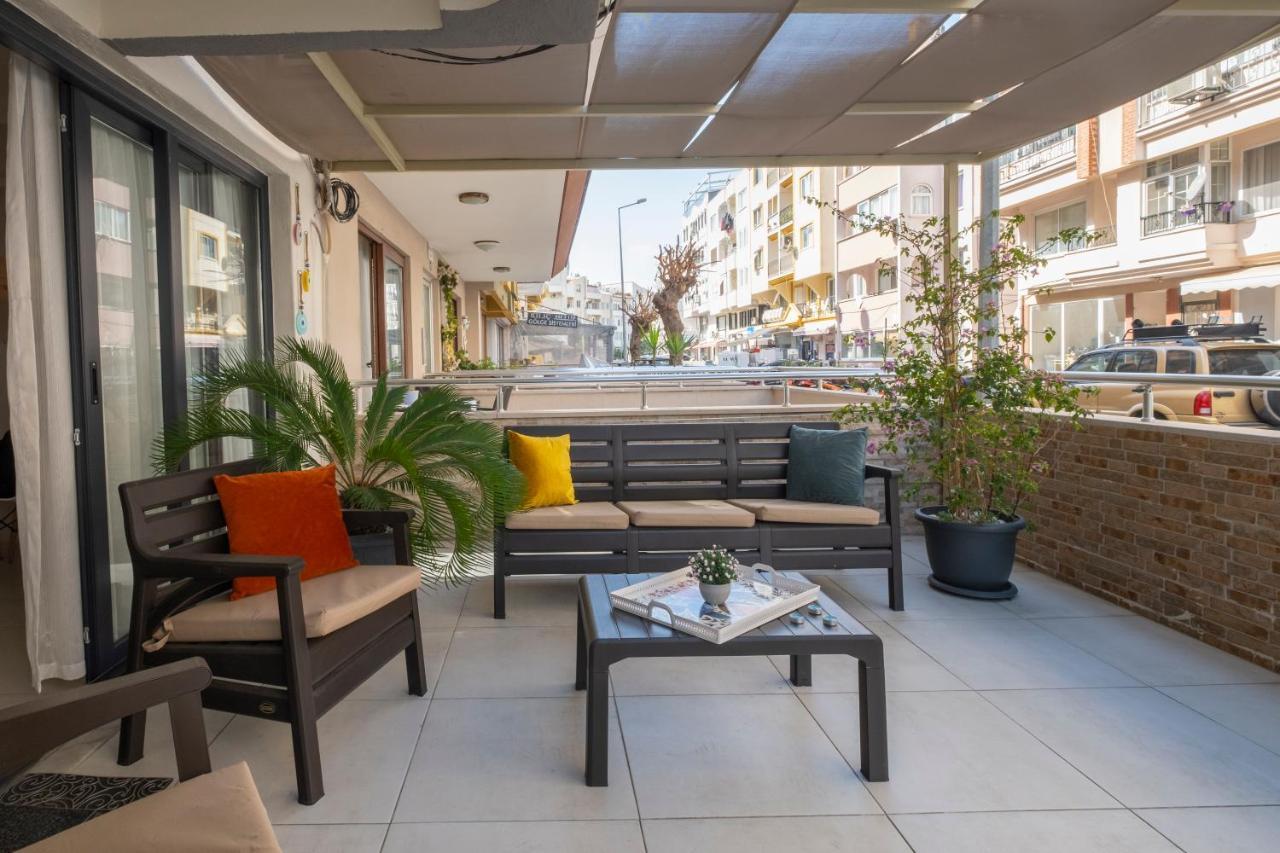 Ezgi'S Apartment With Terrace In Marmaris Eksteriør bilde