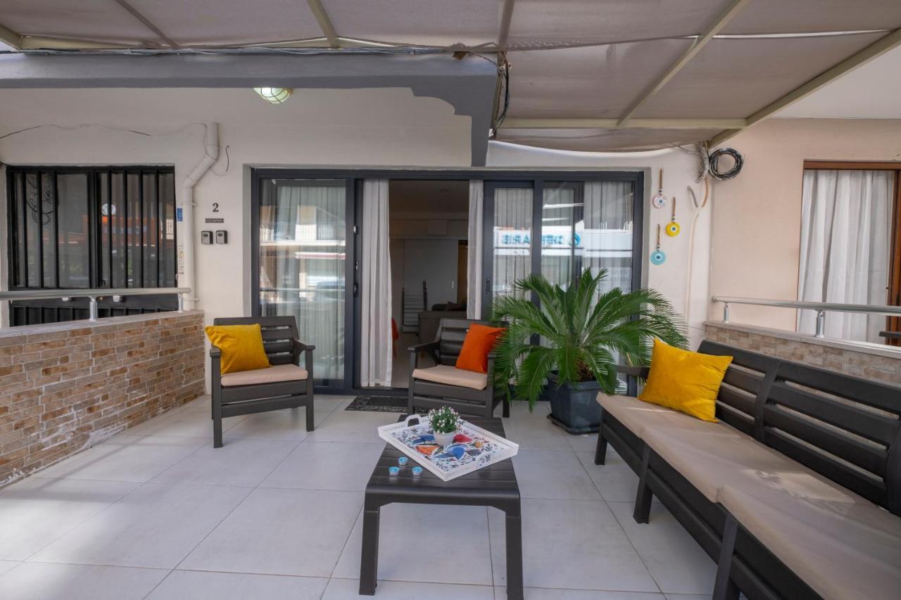 Ezgi'S Apartment With Terrace In Marmaris Eksteriør bilde